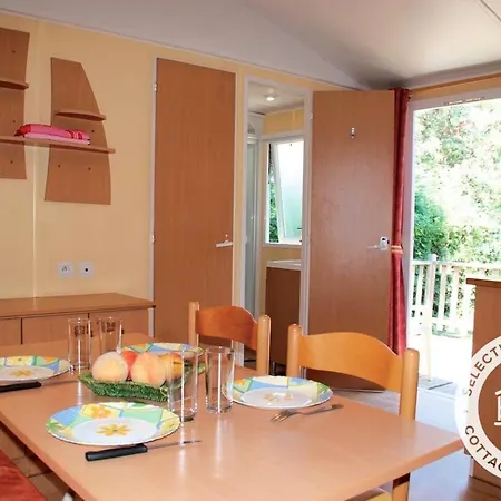 Campsite Montana Parc - Golfe De St Tropez - Maeva 4*