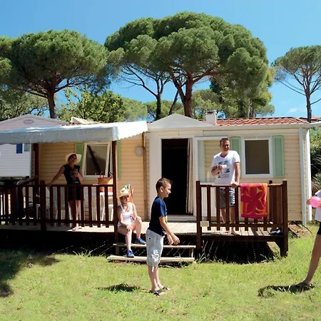 Montana Parc - Golfe De St Tropez - Maeva Campsite