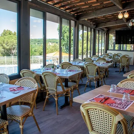 Montana Parc - Golfe De St Tropez - Maeva Campsite 4*