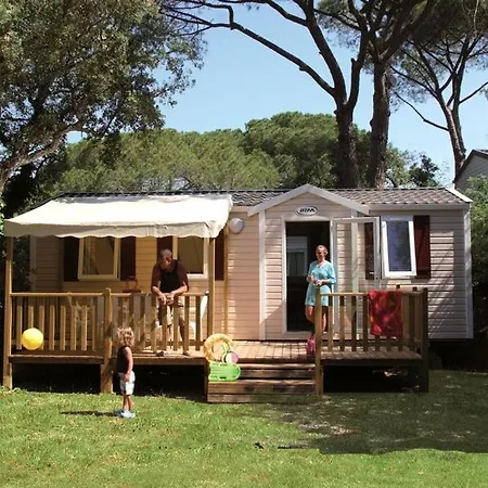 Montana Parc - Golfe De St Tropez - Maeva Camping 4*