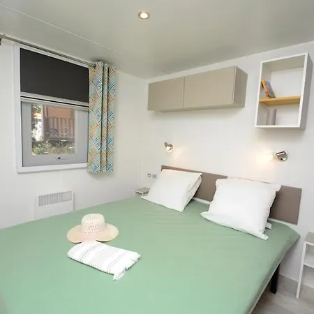Montana Parc - Golfe De St Tropez - Maeva Campsite Gassin